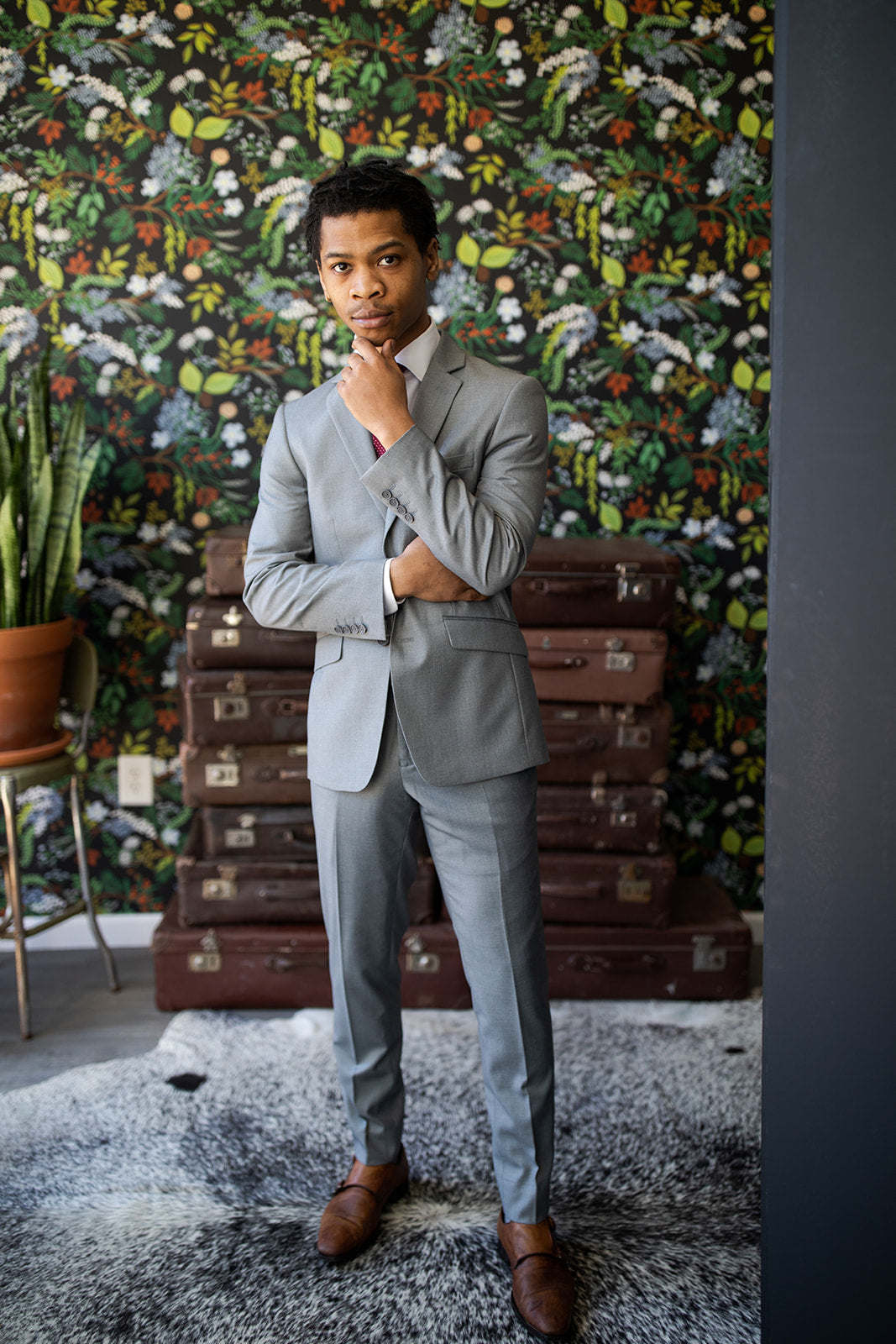 Manhattan Light Grey Pinstripe Suit – DanielReCollection